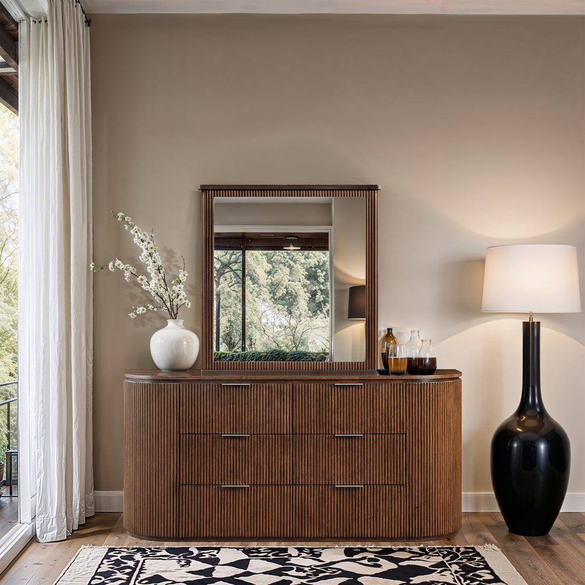 Astrid - Solid Wood And Oak Veneer Dresser