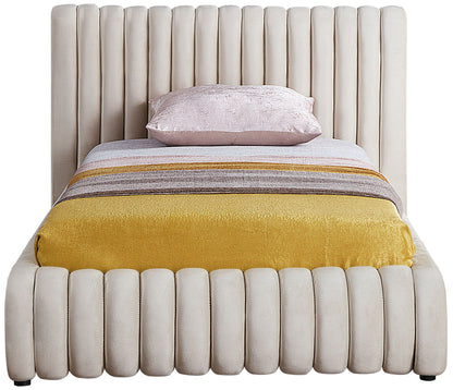 Nico - Bed
