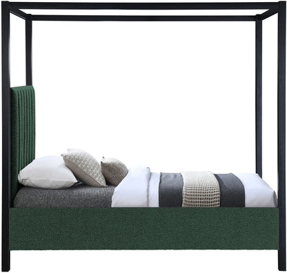 Kelly - Bed