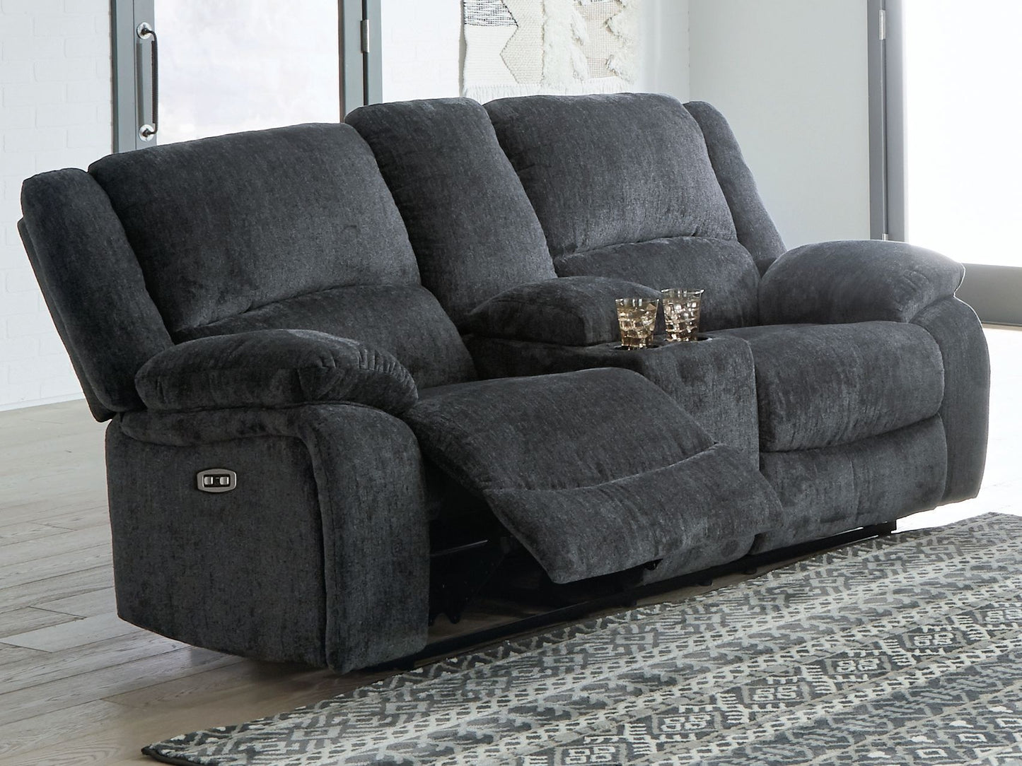 Draycoll - Reclining Loveseat