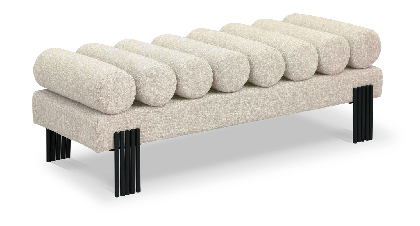 Akeela - Bench