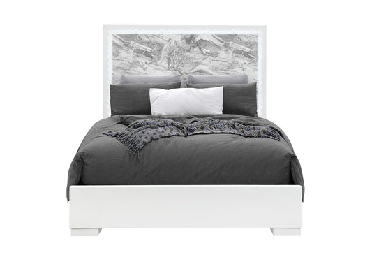 Naomi - Queen Bed With LED - Silver