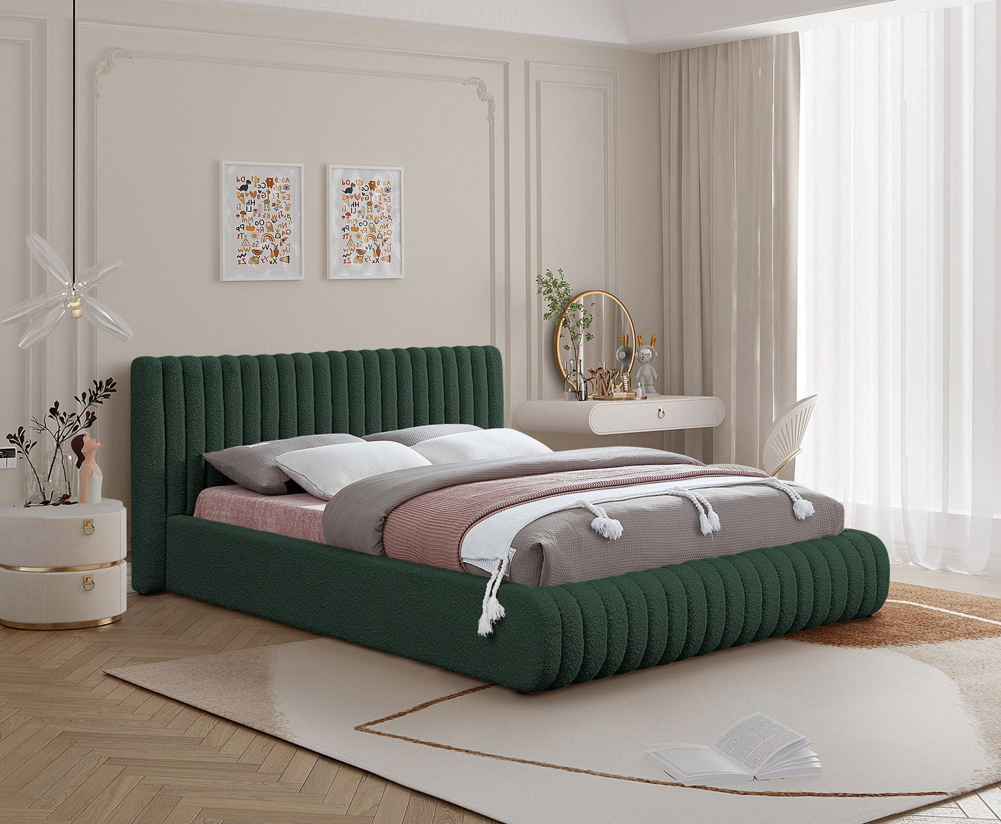 Nash - Bed