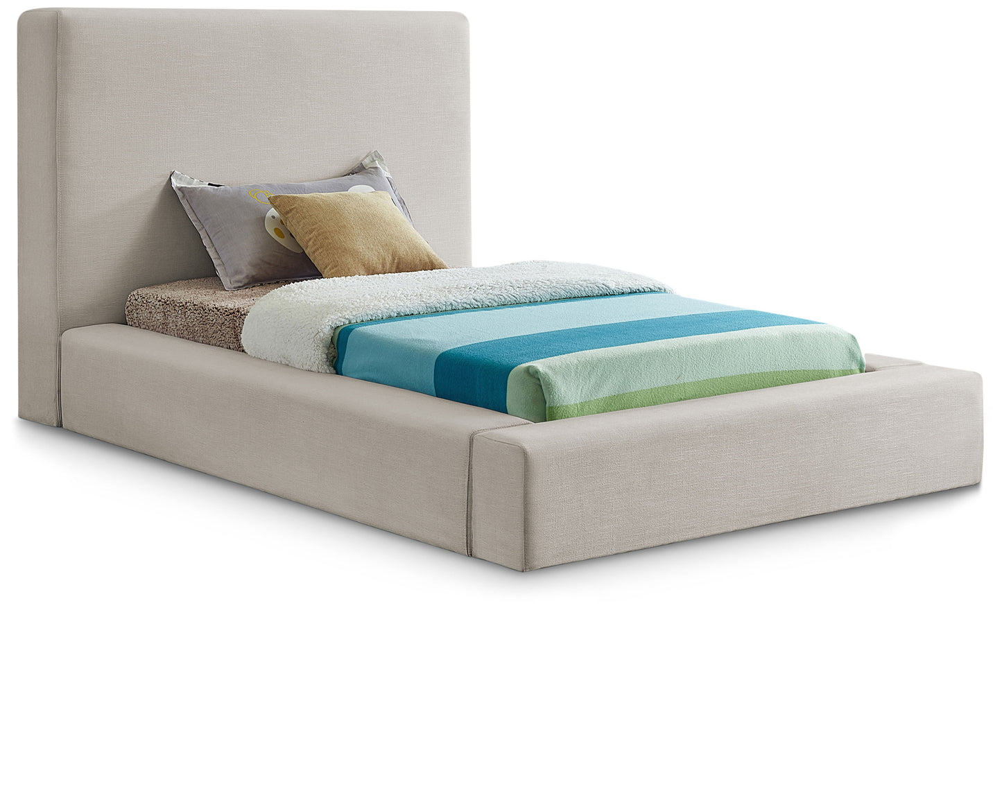 Devin - Bed