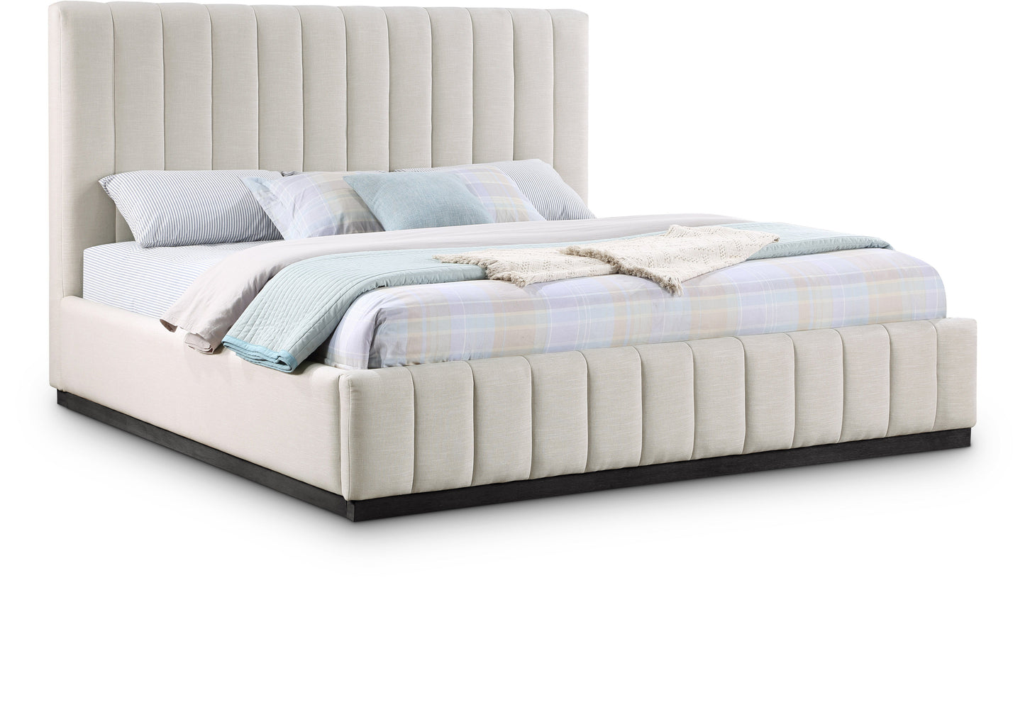 Lucia - Bed
