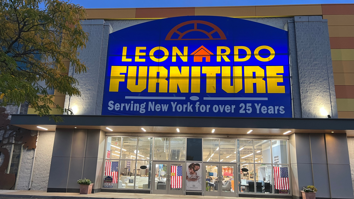 Leonardo Furniture