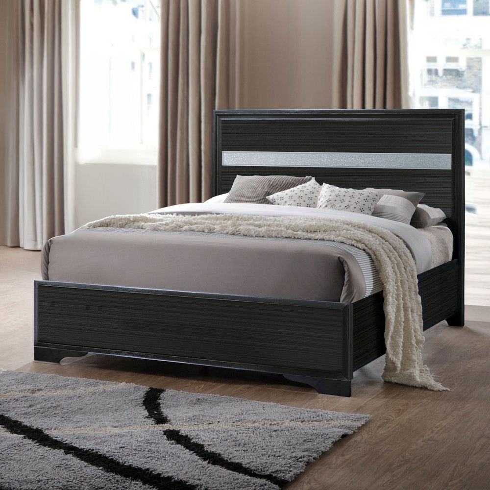 Naima - Contemporary - Bed