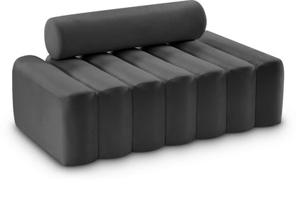 Melody - Loveseat