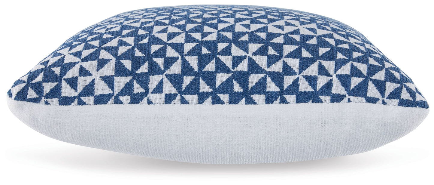 Jaycott Next-Gen Nuvella - Pillow