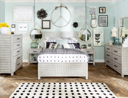 Summer Camp - Dresser