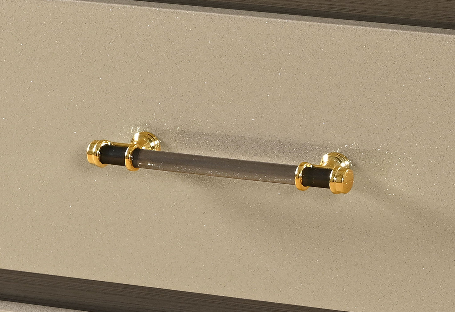 Genesis - Chest With LED - Gold