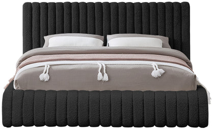 Nash - Bed